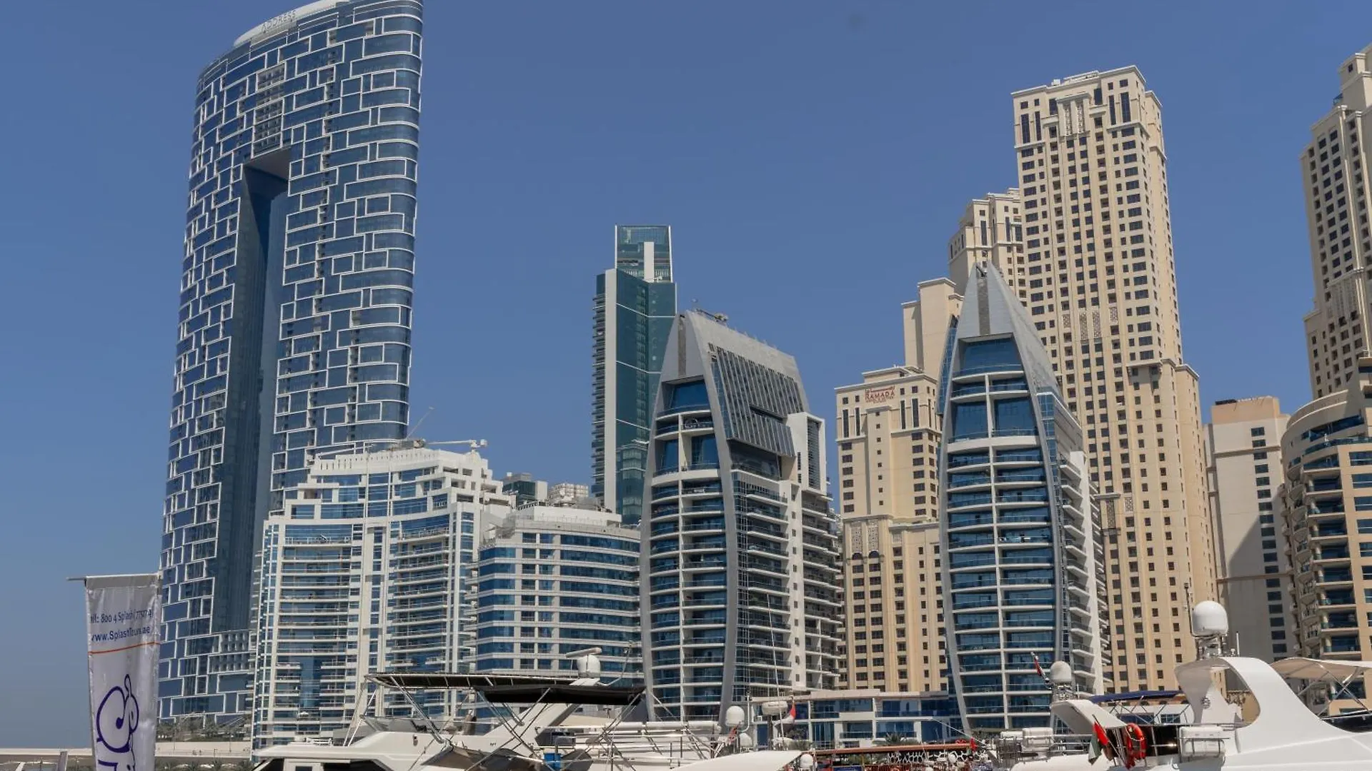 Clever Guest 021 Condor Marina Star Dubai 0*,